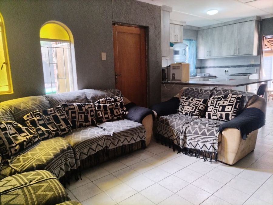 3 Bedroom Property for Sale in Safari Gardens North West